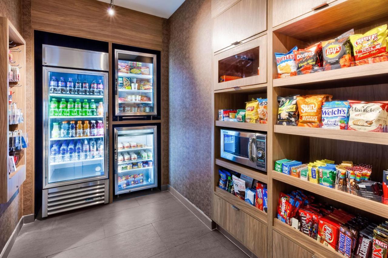 Fairfield By Marriott Inn & Suites Grand Rapids North Walker Eksteriør bilde