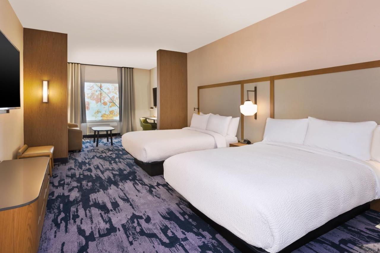 Fairfield By Marriott Inn & Suites Grand Rapids North Walker Eksteriør bilde