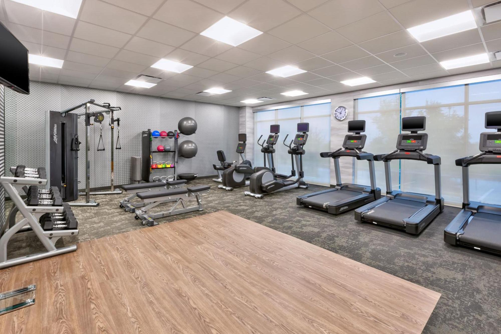 Fairfield By Marriott Inn & Suites Grand Rapids North Walker Eksteriør bilde